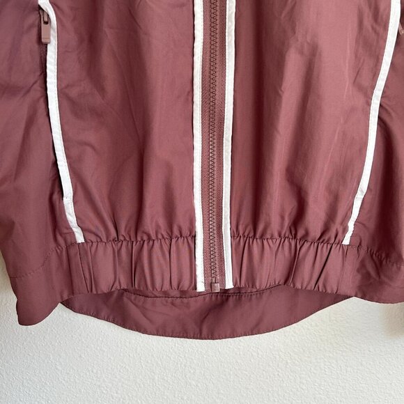 Nike Jacket Windrunner Windbreaker Hooded Full Zip Pink - Picture 3 of 11